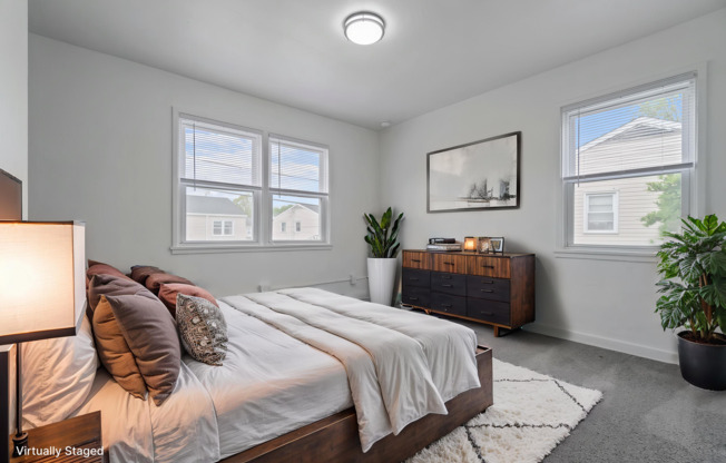 Now Available: 2-bedroom and 1-bathroom townhouse