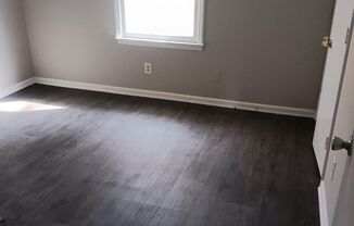 2 beds, 1 bath, $1,000