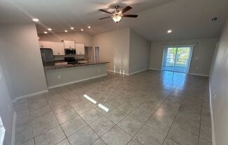 4 Bedroom 2 bathroom NW Cape Coral Home- Tile Floors-  Screened Lania