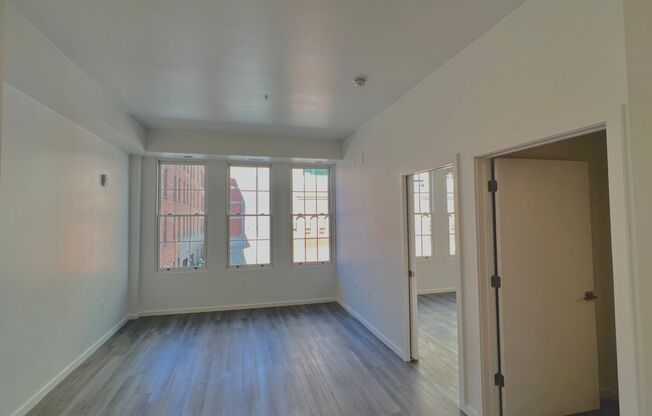1 bed, 1 bath, 504 sqft, $1,800, Unit 301