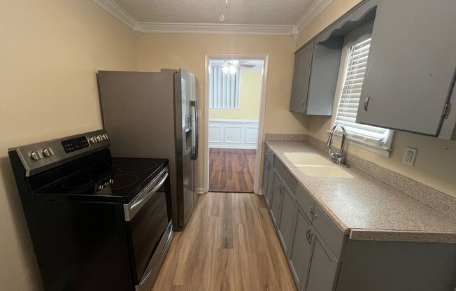 3 Bedroom Home in Live Oak Neighborhood