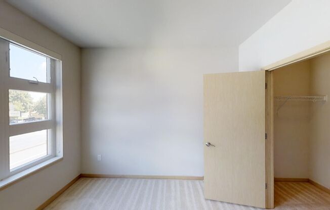 2 beds, 2 baths, 936 sqft, $2,540, Unit 902-411