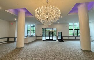 2 beds, 1 bath, 765 sqft, $1,500, Unit Unit 319