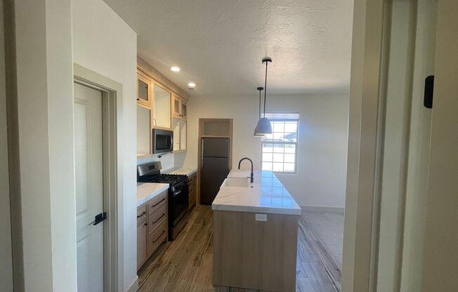 1 bed, 1 bath, $1,375