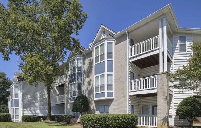 spacious pet-friendly community exterior at Whitehall Estate apartments in Charlotte NC