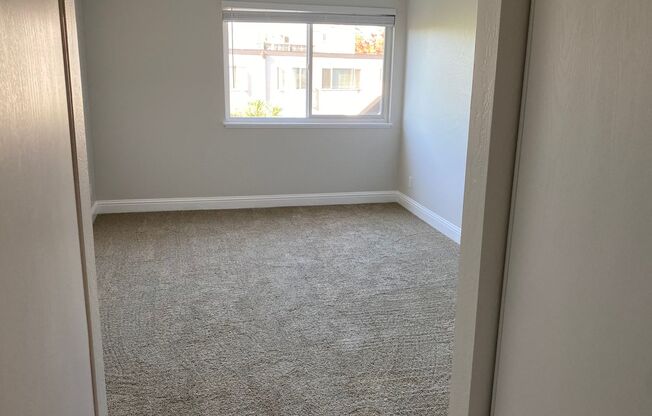 1 bed, 1 bath, $2,395, Unit 409