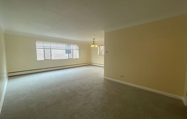 2 beds, 1 bath, 908 sqft, $1,495, Unit 108