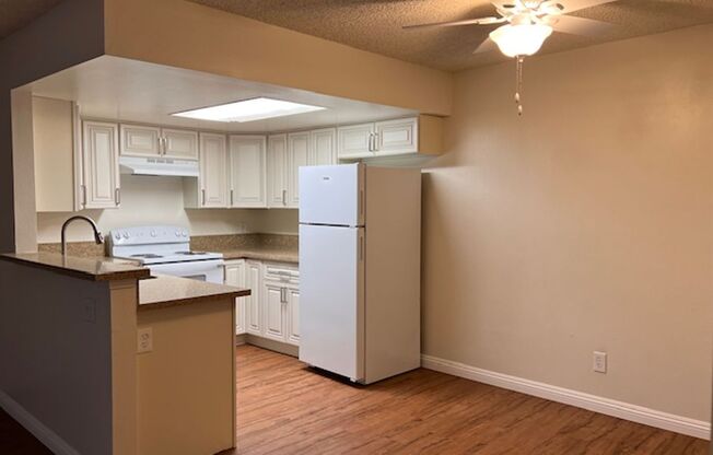 2 beds, 2 baths, 890 sqft, $1,890, Unit 208