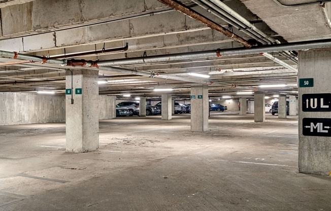 1 bed, 1 bath, 684 sqft, $2,450, Unit 405