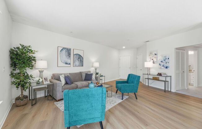 Modern 2 bedroom, 2 bathroom condo at the Villa Fontana Community in West San Jose