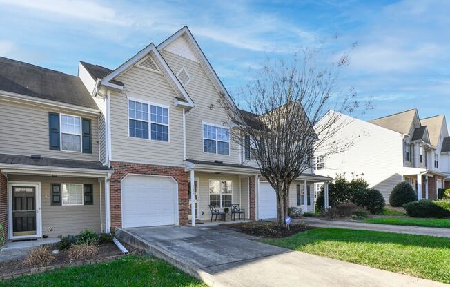 Updated 3 Bedroom Townhome in McAlister's Place
