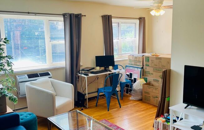 1 bed, 1 bath, 600 sqft, $1,750, Unit 521-503