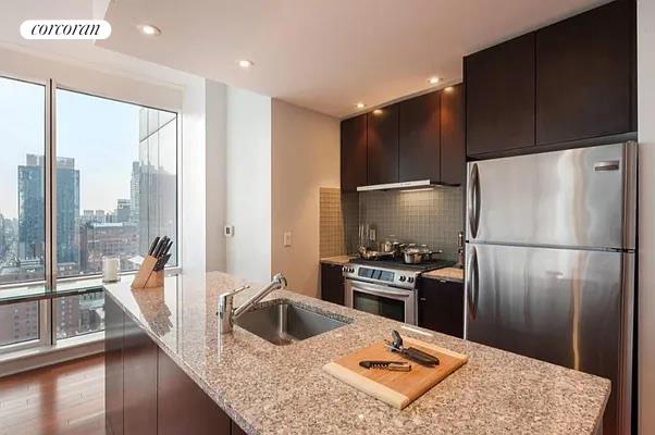306 W 48 ST
