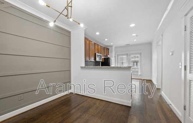 2110 GORMAN GRV SE