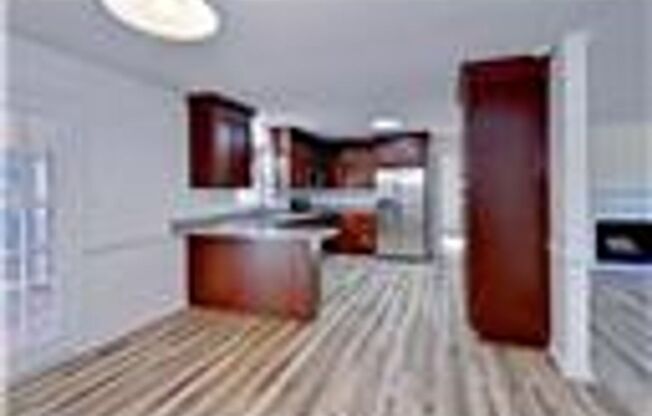 3 beds, 2 baths, $2,150