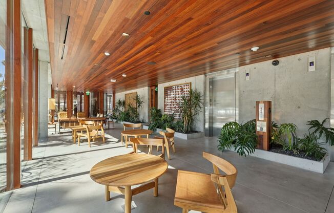 Kaya Bankers Hill - Receive up to 8 weeks free