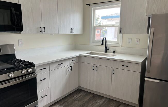 182-186 Garrett Avenue