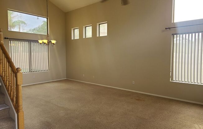 5-bedroom in the heart of Gilbert