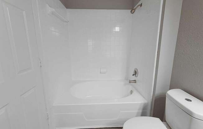 1 bed, 1 bath, 729 sqft, $1,218