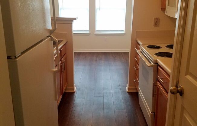 2 beds, 2 baths, 1,033 sqft, $1,609, Unit 29-29104