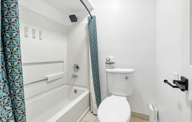 Studio, 1 bath, 500 sqft, $1,095, Unit BLDG 1004 - APT 104