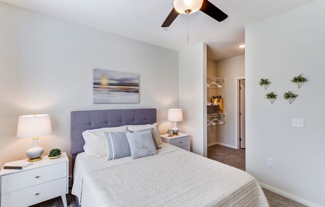 2 beds, 2 baths, 980 sqft, $1,909, Unit 322