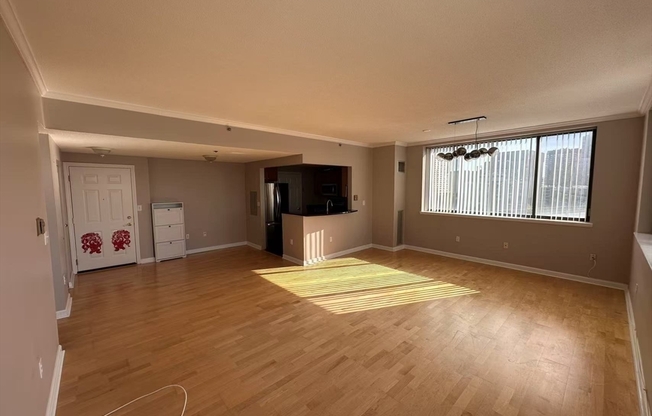 2 beds, 2 baths, 1,200 sqft, $4,000, Unit 716
