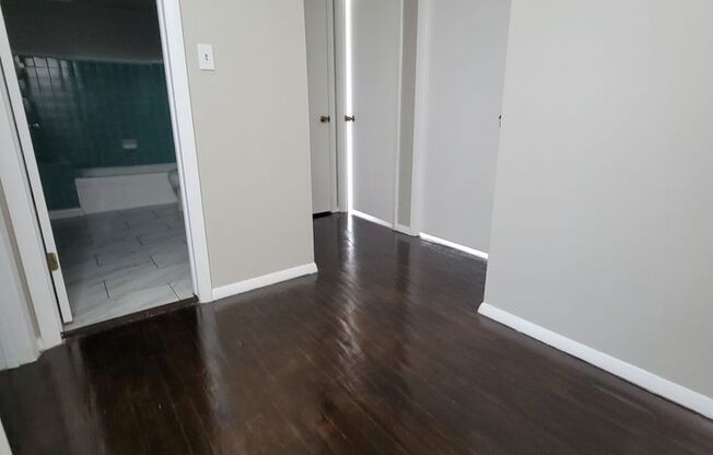 Beautiful remodeled 3 bed 2 bath!