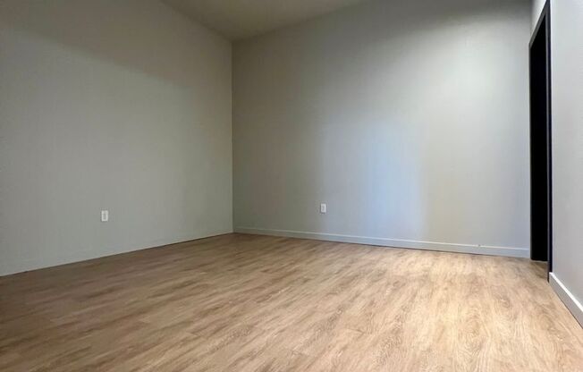 2 beds, 2 baths, 1,180 sqft, $1,700, Unit 207