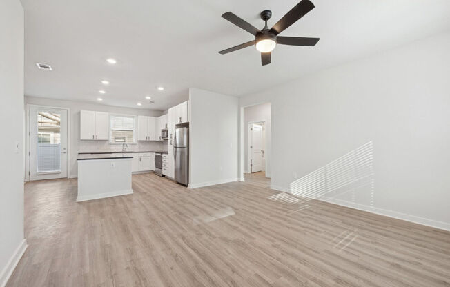 3 beds, 2 baths, 1,398 sqft, $2,610