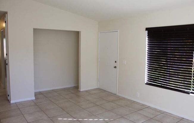 One Story end unit condo 2 Br/1 Ba - Beacon Place