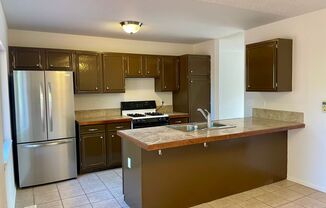 3 beds, 2 baths, $2,595