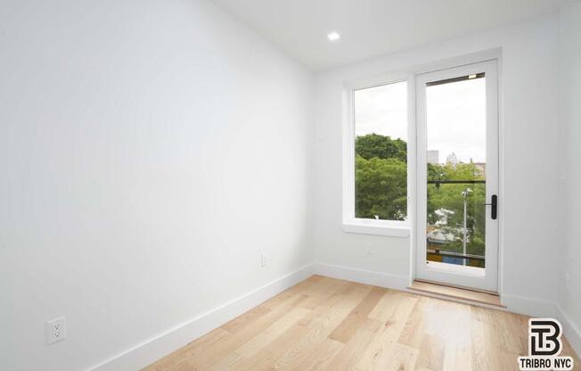13 N ELLIOTT PL