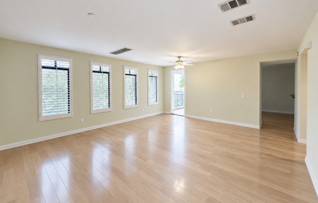 Beautiful 2bd 2 ba in Playa Vista
