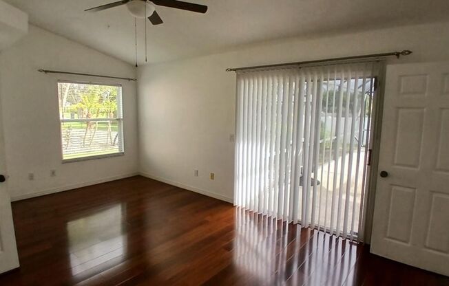 3 beds, 2 baths, $2,800