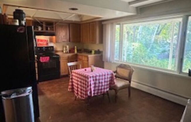 542 Ave C