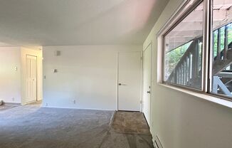 2 beds, 1 bath, 720 sqft, $1,125, Unit 5