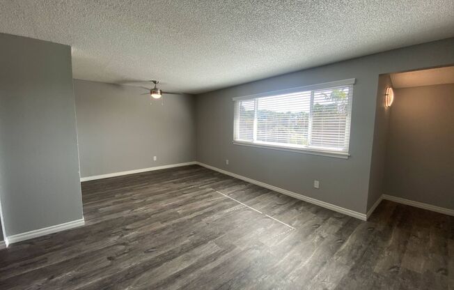 2 beds, 1 bath, $2,495, Unit 1812 N Alvarado St #6