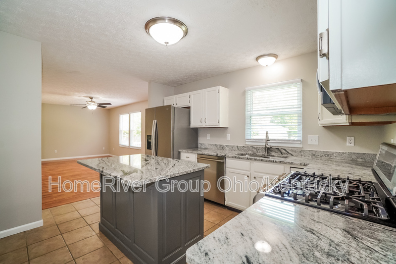 1008 CHERRY BUD DR