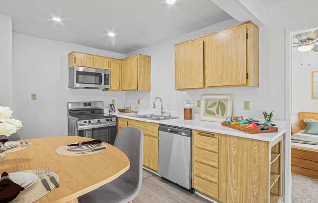 Hawaiian Terrace Apartments