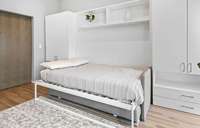 Studio, 1 bath, 457 sqft, $1,025, Unit 1306