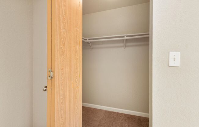 Studio, 1 bath, 504 sqft, $1,646, Unit 410