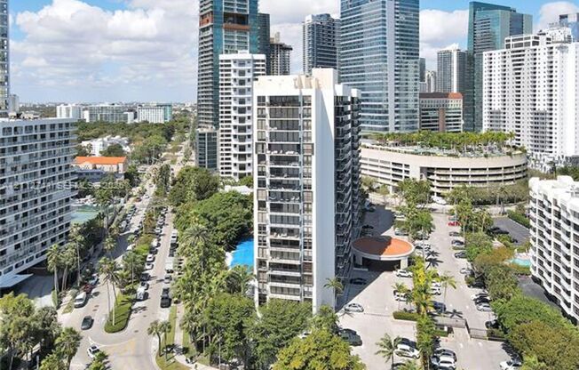 2 beds, 2 baths, $3,500, Unit # 1911