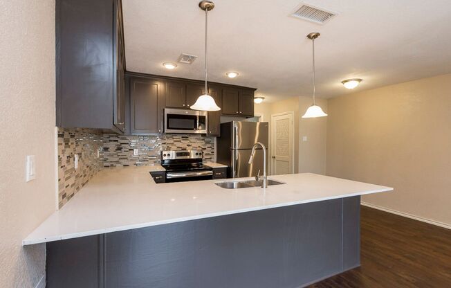 1 bed, 1 bath, 589 sqft, $1,039, Unit 110 A2 Poolside Patio