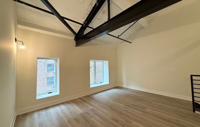 1 bed, 1.5 baths, 689 sqft, $3,395, Unit 206