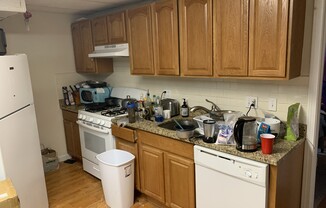 43 Bay State Rd # Kb