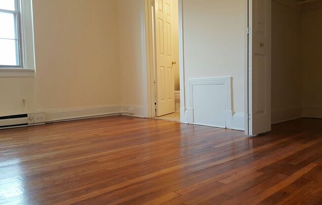 1 bed, 1 bath, 500 sqft, $1,325, Unit 306