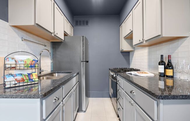 1 bed, 1 bath, 650 sqft, $1,395, Unit 202