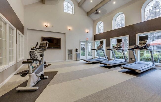 Fulton's Crossing and Landing Apartments fitness center
