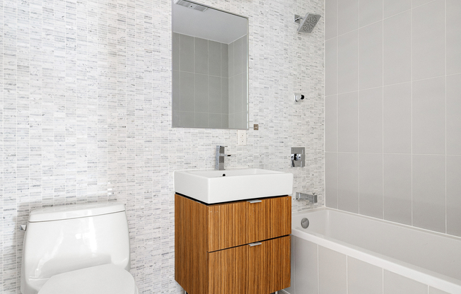 2 beds, 2 baths, $5,250, Unit 3F